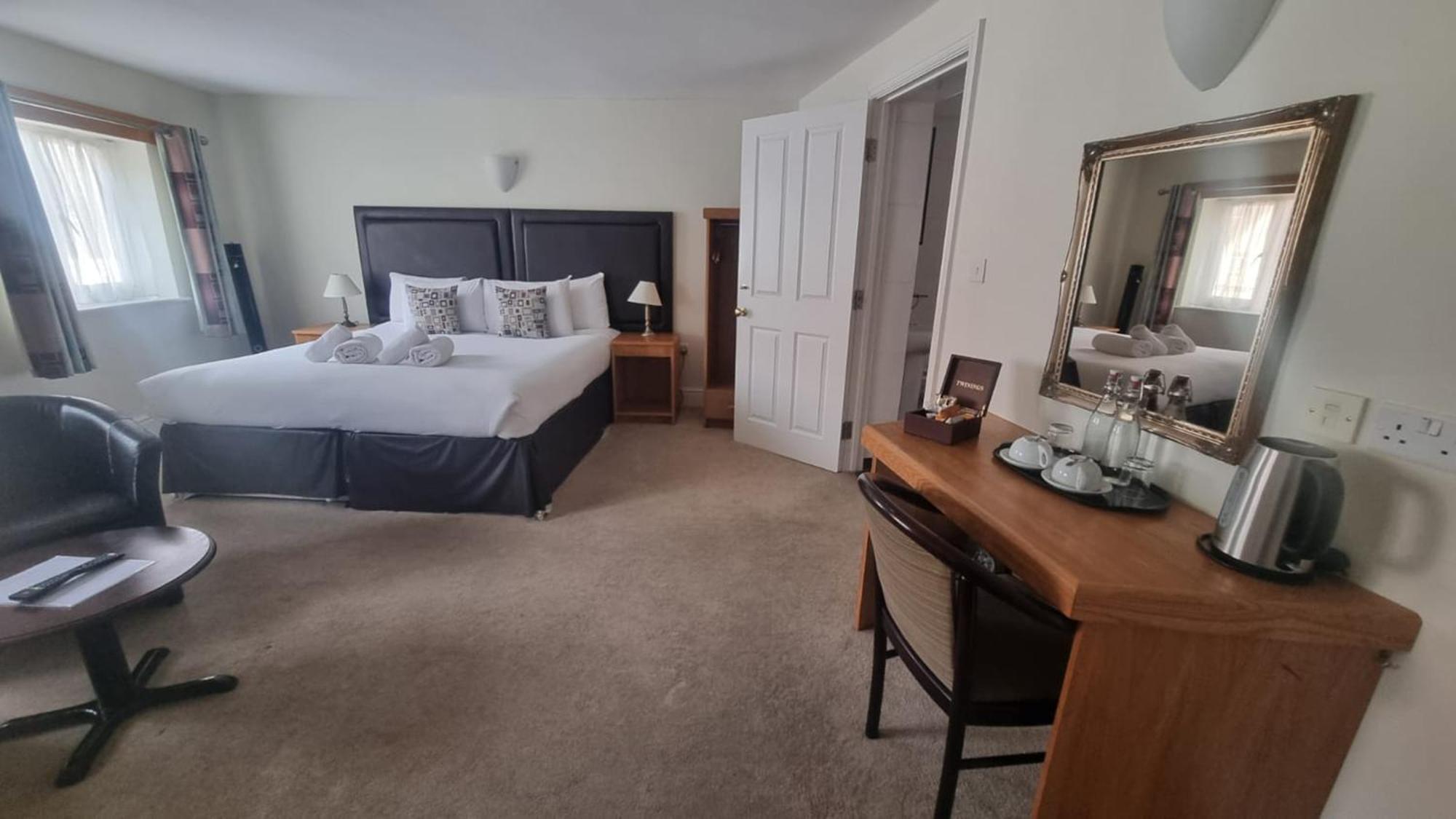 Castle Limes Hotel Warwick  Ngoại thất bức ảnh
