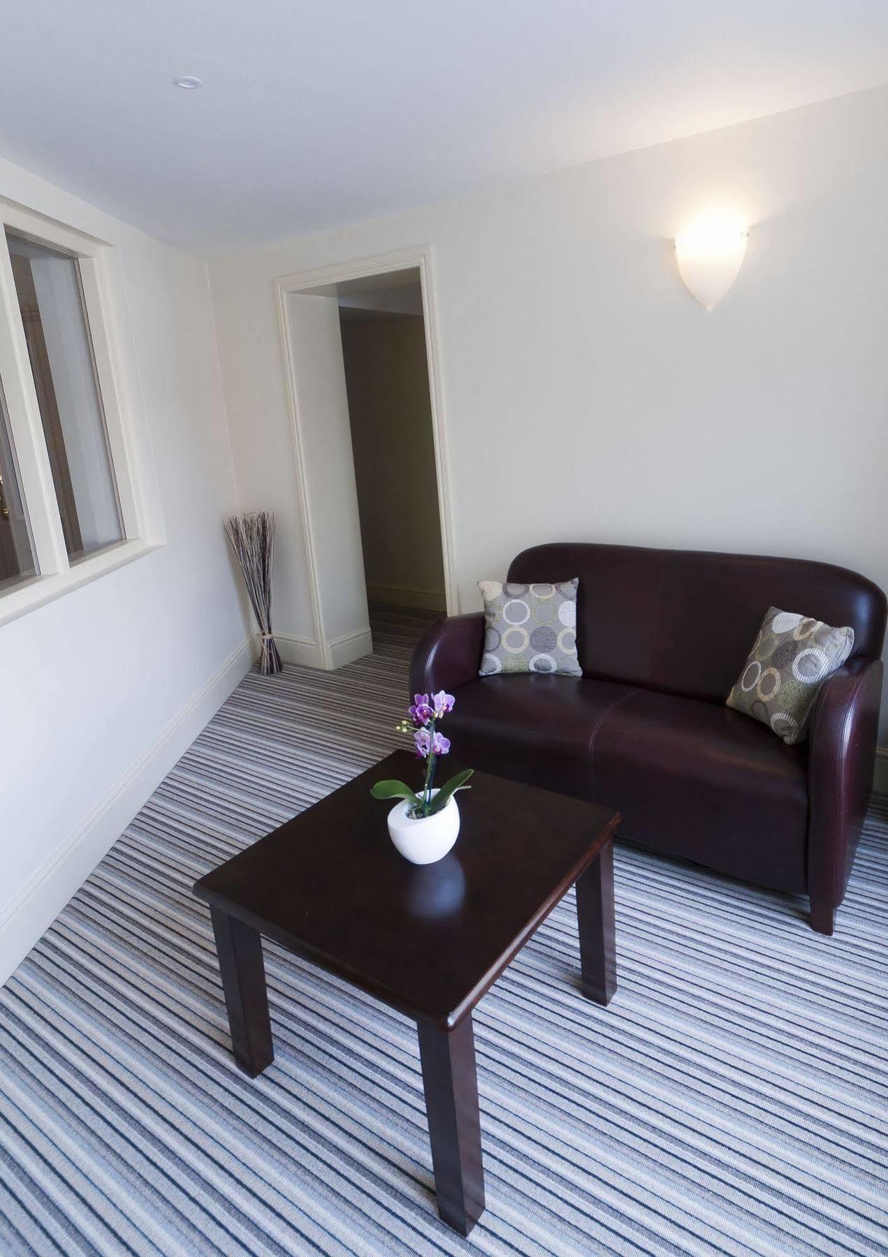 Castle Limes Hotel Warwick  Ngoại thất bức ảnh