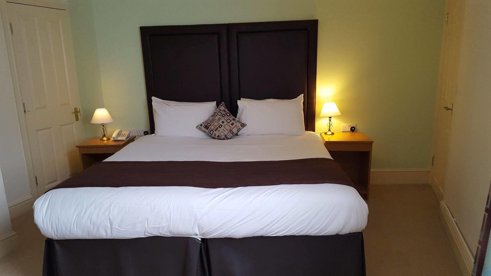 Castle Limes Hotel Warwick  Ngoại thất bức ảnh